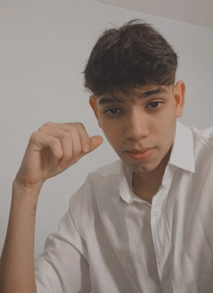 Nicollas P. Rezende